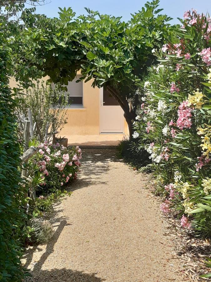 Petite Maison De Campagne Gardoise Théziers Buitenkant foto